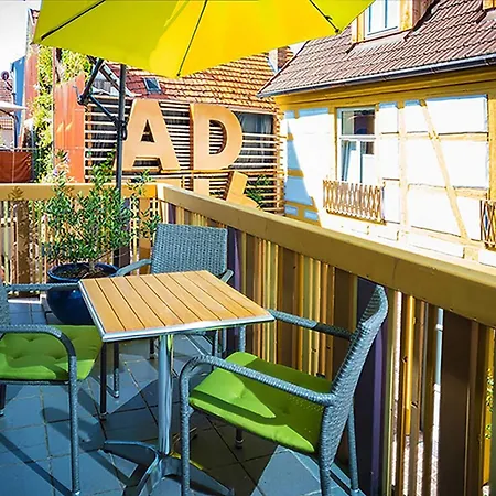 Charming 2-bedroom In Marktheidenfeld, Germany Apartamento *